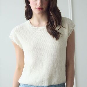 A65- Cream Sleeveless Knit Top